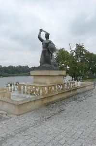 Warszawa - pomnik Syrenki