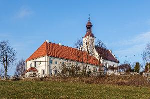 Trutowo - kościół pw. św. Anny i klasztor Karmelitów