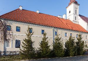 Trutowo - kościół pw. św. Anny i klasztor Karmelitów
