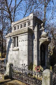 Warszawa - grobowiec Matyldy Sawickiej