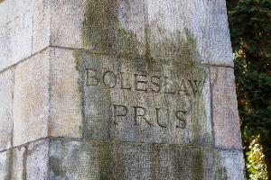 Warszawa - grobowiec Bolesława Prusa