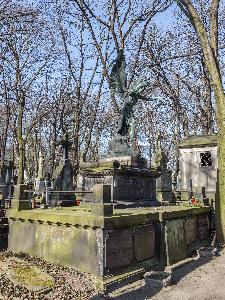 Warszawa - nagrobek Adaminy Chołoniewskiej