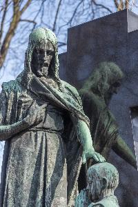 Warszawa - nagrobek rodziny Zambrzyckich