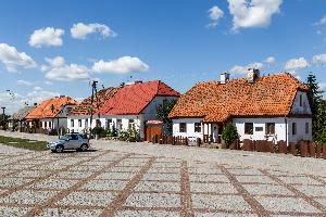 Tykocin - zabudowa Placu Czarnieckiego