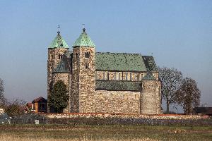 Tum koło Łęczycy - archikolegiata pw. św. Aleksego i Najświętszej Marii Panny