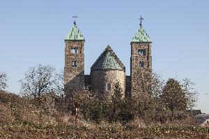 Tum koło Łęczycy - archikolegiata pw. św. Aleksego i Najświętszej Marii Panny