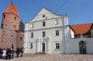 Strzelno - Kościół Trójcy Świętej i rotunda św. Prokopa 