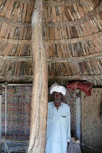 Hindus w swojej chacie