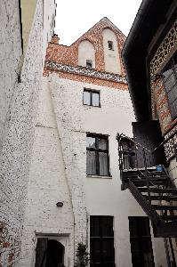 Toruń - ul. Łazienna 22 - wnętrze kamienicy