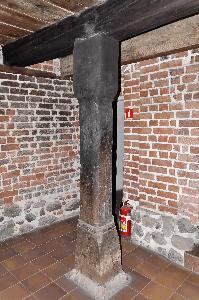 Toruń - ul. Łazienna 22 - wnętrze kamienicy