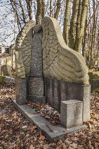 Warszawa - cmentarz żydowski - nagrobek Rozalii Zweigenhaft