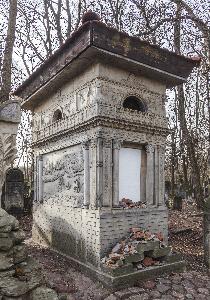 Warszawa - cmentarz żydowski - mauzoleum Bera Sonnenberga