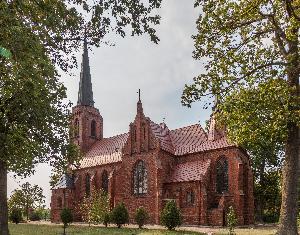 Tuczno - kościół św. św. Piotra i Pawła