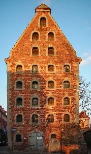 Toruń - ul. Piekary 2
