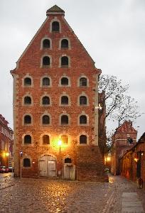 Toruń - ul. Piekary 2