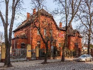 Toruń – ul. Piastowska 2