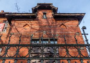 Toruń – ul. Piastowska 2