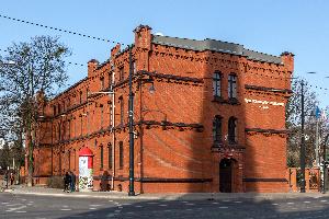 Toruń - ul. Wały gen. Sikorskiego 21