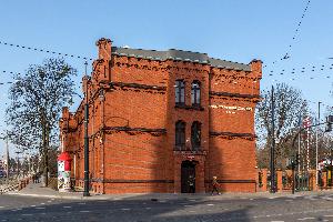 Toruń - ul. Wały gen. Sikorskiego 21
