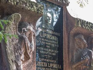 Piotrków Trybunalski - nagrobek rodziny Leliwa-Lipińskich