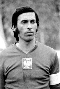 Kazimierz Deyna,  jako kapitan reprezentacji polskiej na meczu Polska - Cypr w Warszawie w 1976 r.